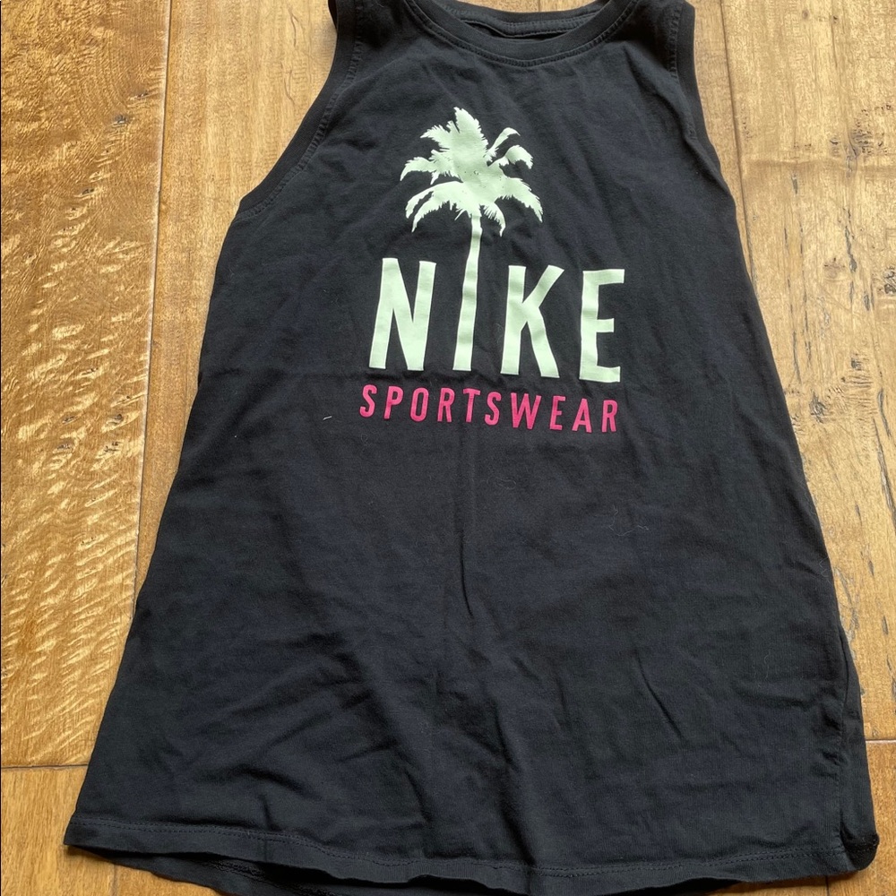 Nike muscle tank